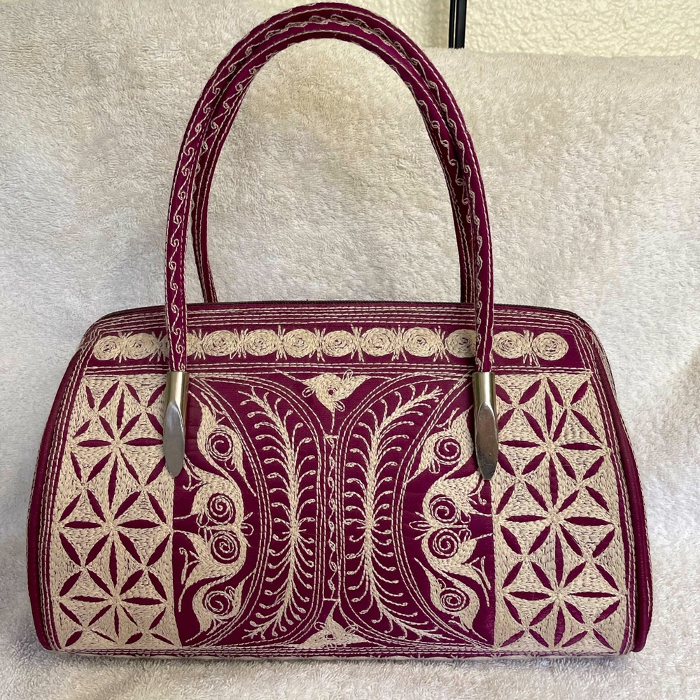 Laga Designs Embroidered Handbag